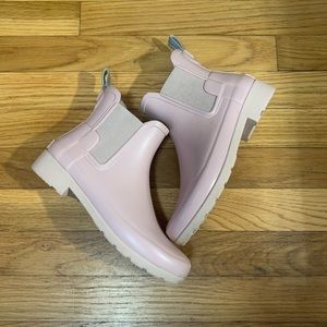 Baby Pink Hunter Chelsea Boots